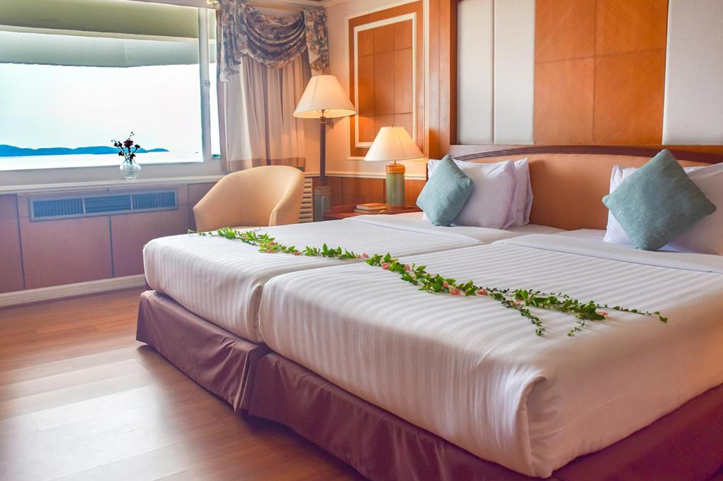 Asia Pattaya Hotel Room