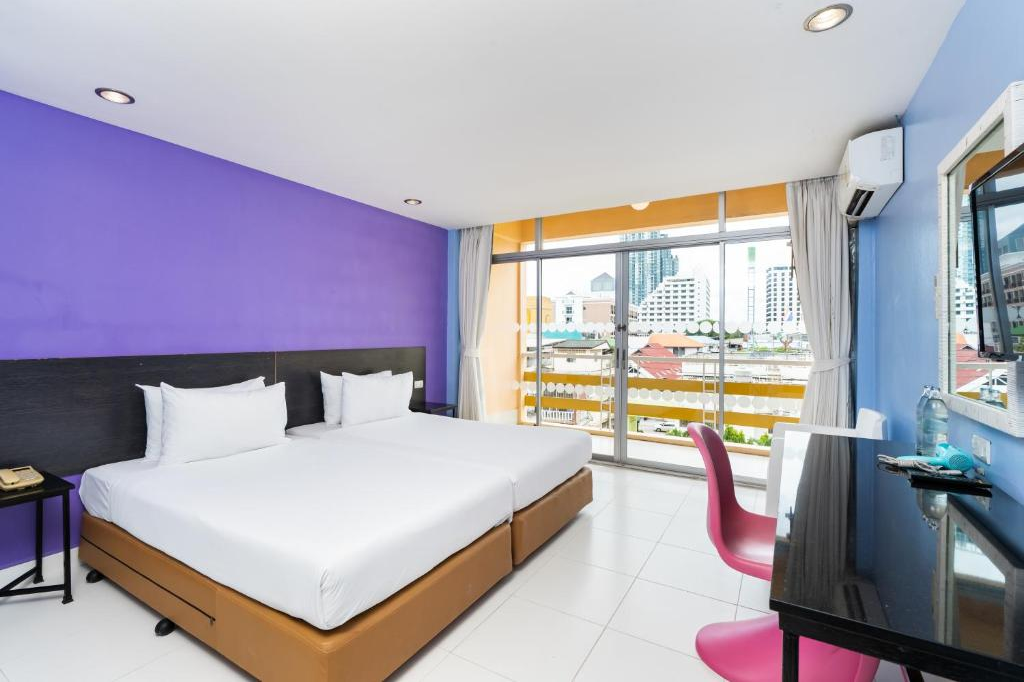 Bella Express Hotel Room