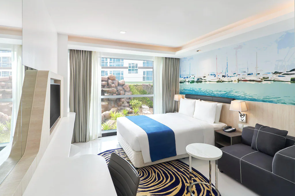 Holiday Inn Express Pattaya Central By IHG